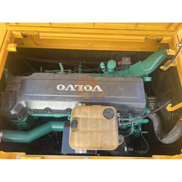 2023 فولفو EC380-44783913