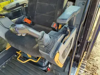 2021-caterpillar-323gc-1396072-44784154