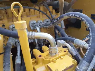 2021-caterpillar-323gc-1396073-44784272