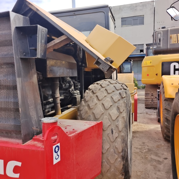 2024 ديناباك CA251D-44784778