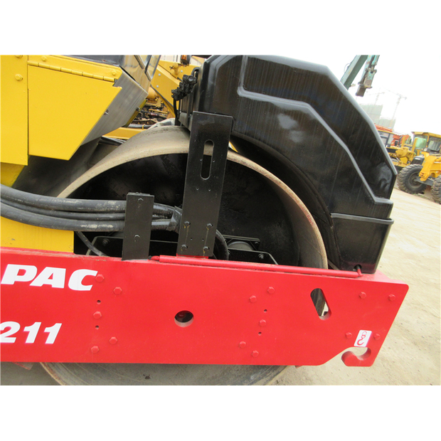 2024 DYNAPAC CC211-44784811