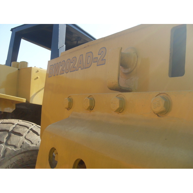 2021 بوماج 217D-44784824