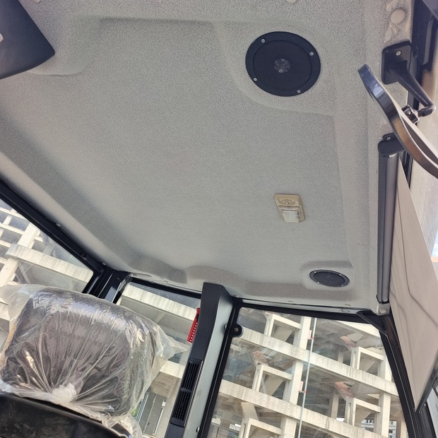 2024 ليوكونج CLG777A-44784909