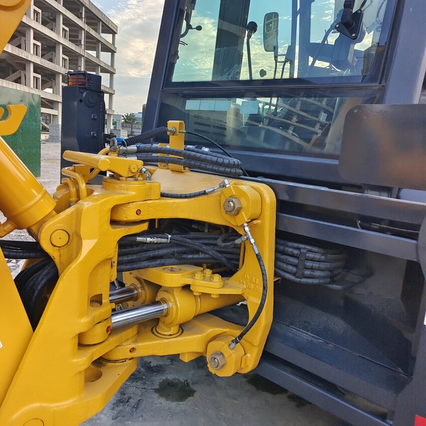 2024 ليوكونج CLG777A-44784913