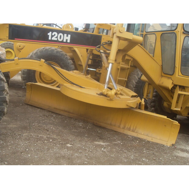 2023 Caterpillar 120H-44785145