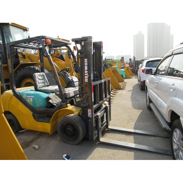 2024 Komatsu FD25-44785341