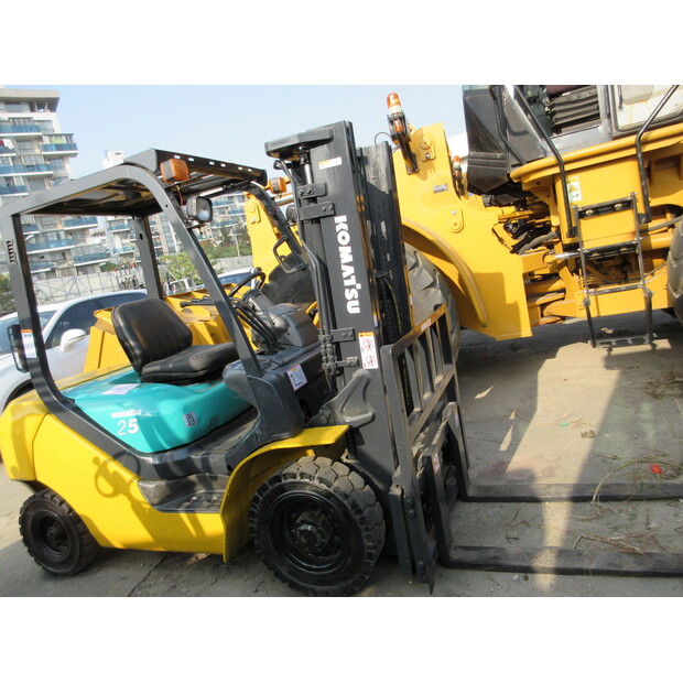 2024 Komatsu FD25-44785345