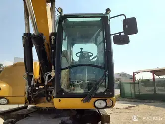 2013-caterpillar-m318d-1402034-44785648