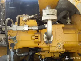 2013-caterpillar-m318d-1402034-44785679