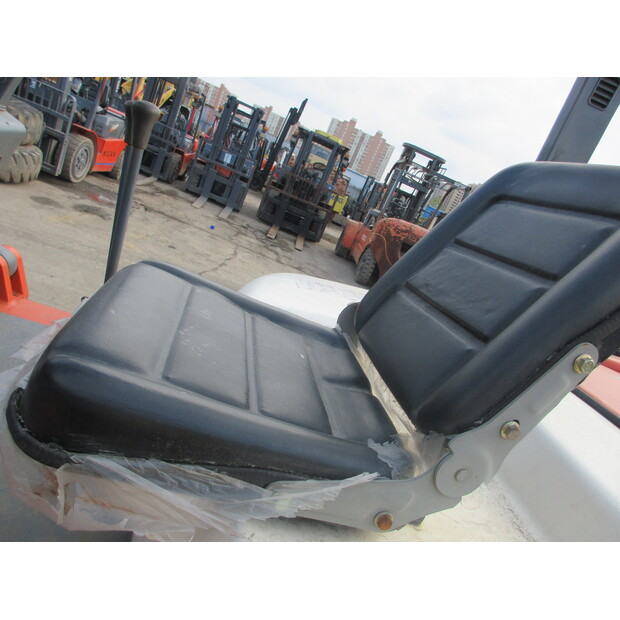 2024 هيلي FD30-44785716