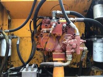 2021-hyundai-210w-7-1402044-44786007