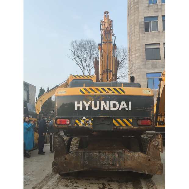 2022 Hyundai 210W-9-44786014