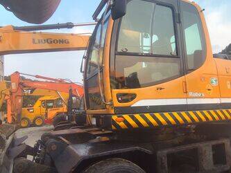 2022-hyundai-210w-9-1402048-44786017