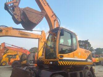 2022-hyundai-210w-9-1402048-44786018