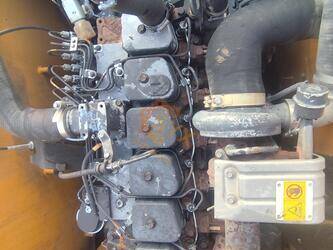2022-hyundai-210w-9-1402048-44786024