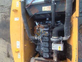 2022-hyundai-210w-9-1402048-44786025