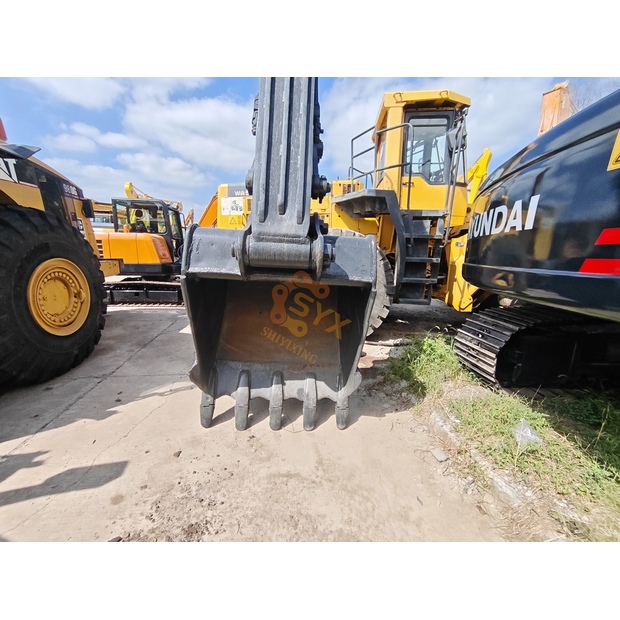2023 Hyundai 210W-9-44786032