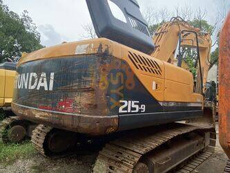 2023-hyundai-215-9-1402053-44786080