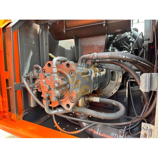 2021 Hitachi ZX200-44786108