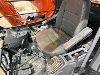 2021-hitachi-zx200-1402052-44786110