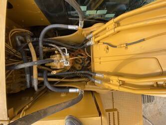 2022-caterpillar-320d-1402057-44786146