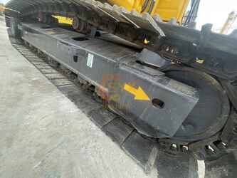 2021-komatsu-pc220-8-1402058-44786163