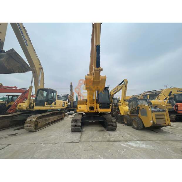 2021 Komatsu PC220-8-44786165