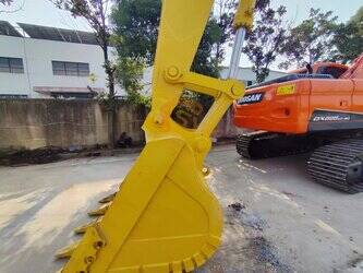 2023-komatsu-pc400-8r-1402059-44786171