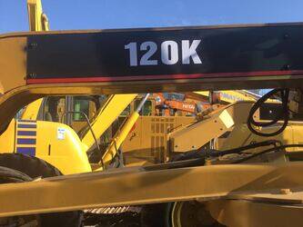 2022-caterpillar-120k-1402064-44786222