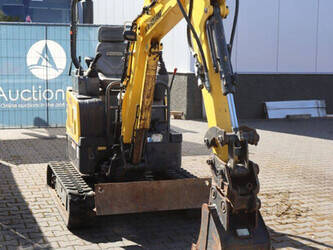 2021-new-holland-e17c-1402072-44786556