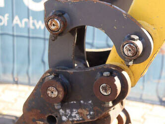 2021-new-holland-e17c-1402072-44786566