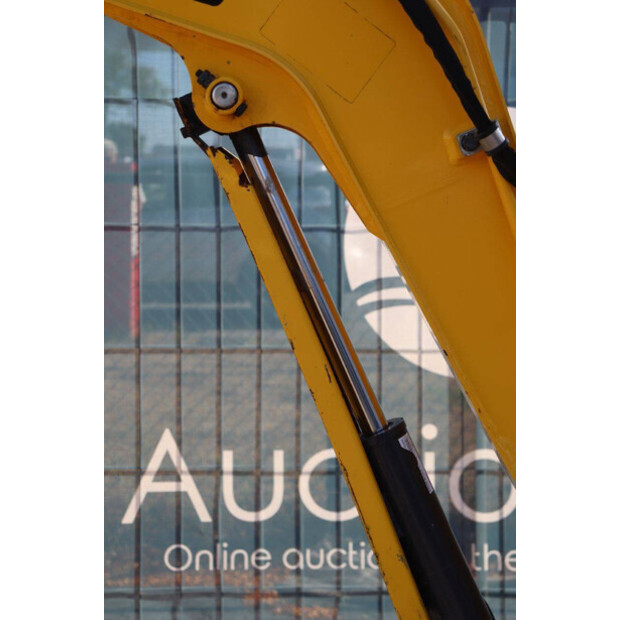 2021 New Holland E17C-44786572