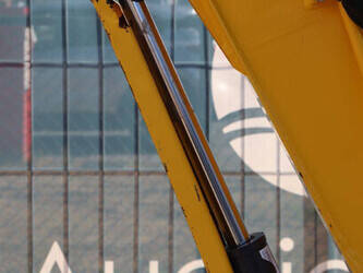 2021-new-holland-e17c-1402072-44786572