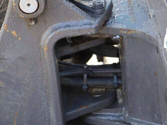 2021-new-holland-e17c-1402072-44786584