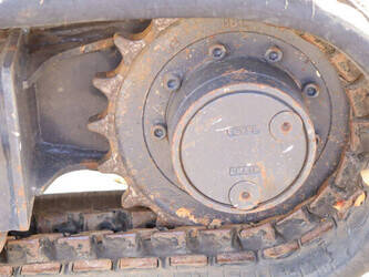 2021-new-holland-e17c-1402072-44786586