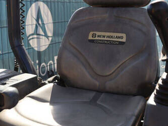 2021-new-holland-e17c-1402072-44786592