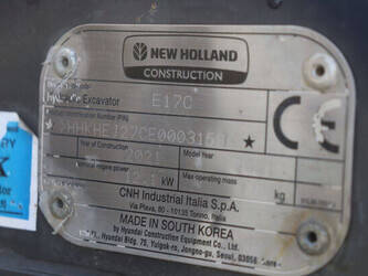 2021-new-holland-e17c-1402072-44786603