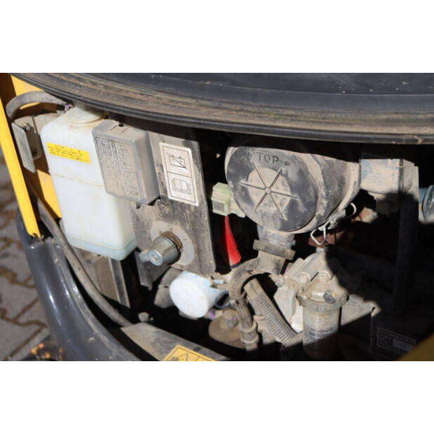 2021 New Holland E17C-44786605