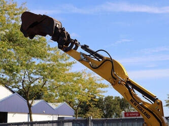 2021-new-holland-e17c-1402072-44786610