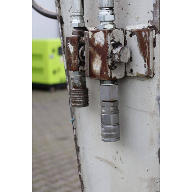 تاكوتشي TB175W-44786625