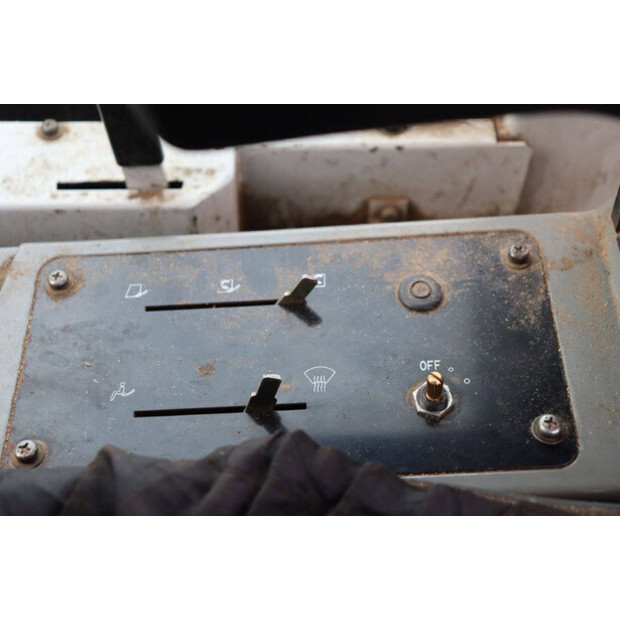 تاكوتشي TB175W-44786650