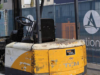 2000-tcm-fb25-6-1402081-44786906