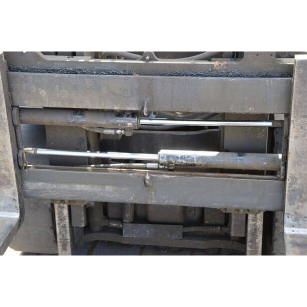 2000 TCM FB25-6-44786928