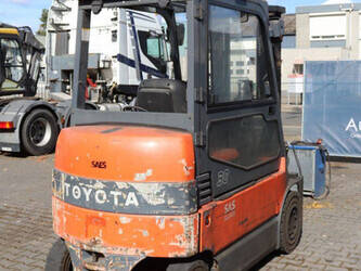 2008-toyota-7fbmf30-1402083-44786940
