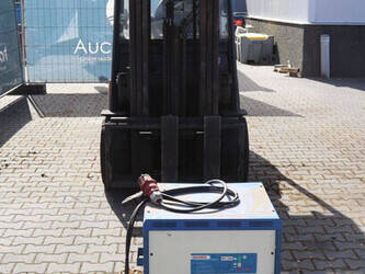 2008-toyota-7fbmf30-1402083-44786942