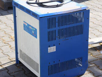 2008-toyota-7fbmf30-1402083-44786983