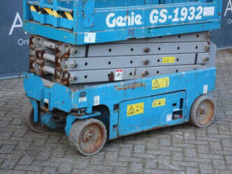 2006-genie-gs-1932-1402087-44787068