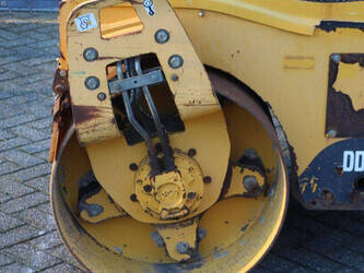 2015-volvo-dd25-44787124