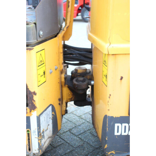 2015 Volvo DD25-44787130