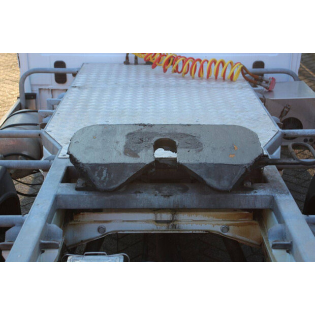 2006 مرسيدس بنز 904.6-44787250